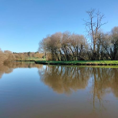 Hebergement Canal Val D'Oust Exterior foto