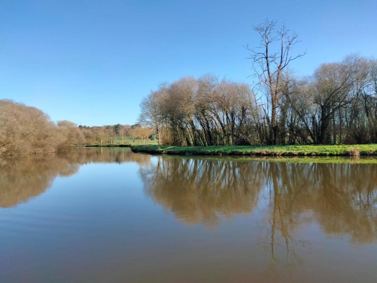 Hebergement Canal Val D'Oust Exterior foto